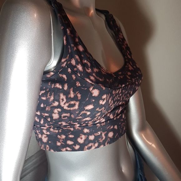 Varley animal print yoga bra size L with adjustable straps - Picture 2 of 9